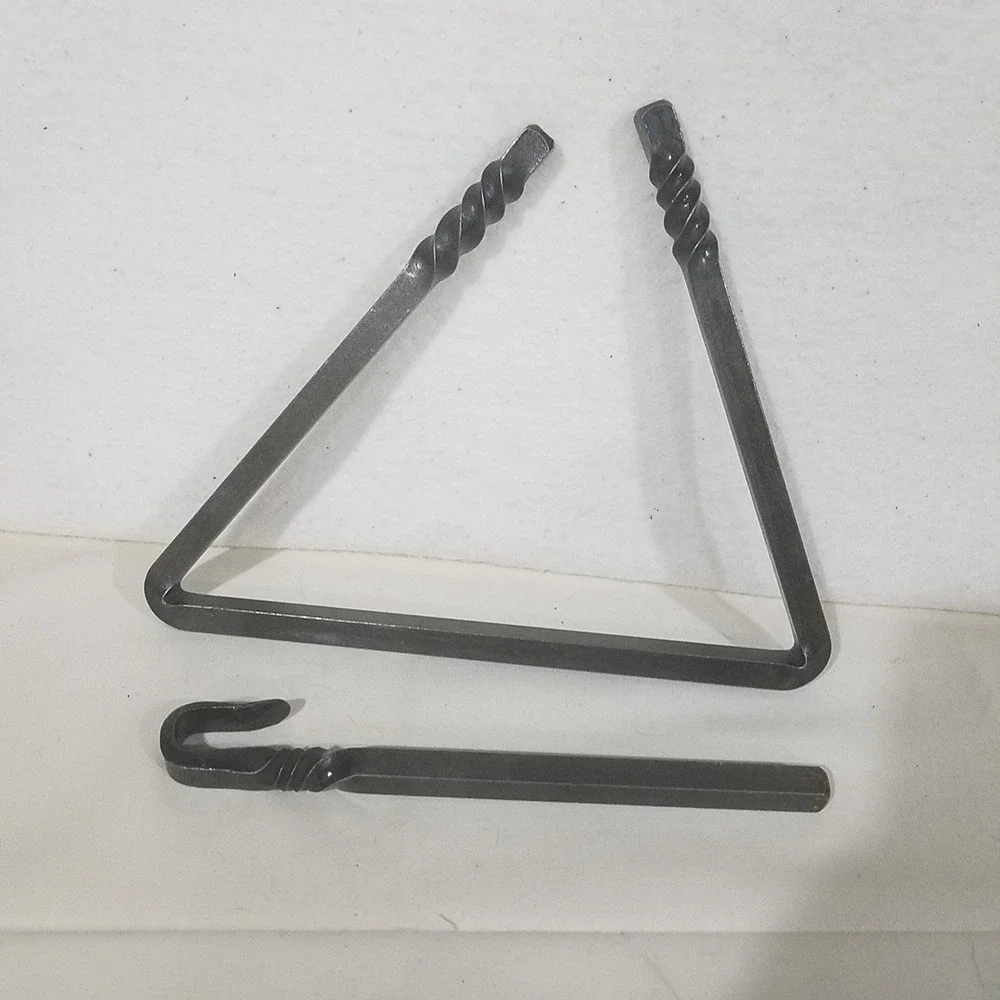 Hand Forged‎ wrought iron dinner call Triangle Striker twisted ranch farm house